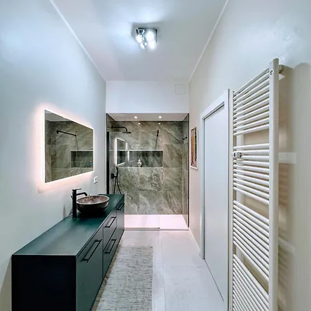 Lejlighed Design With Garden Close To Station